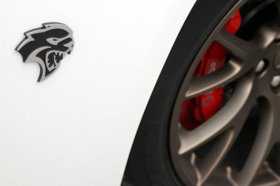 Детали экстерьера Dodge Charger SRT Hellcat 2015 года  (фото 21 из 111)